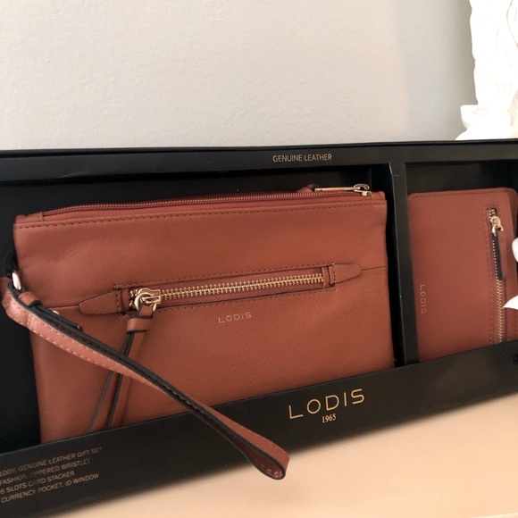 🎀Lodis Leather 💖Wristlet & Wallet Card Holder Gift Set - Picture 14 of 14
